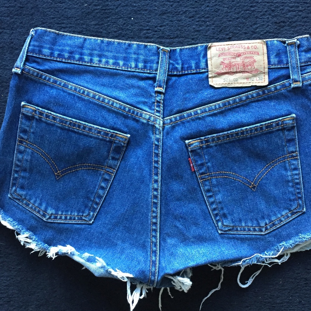 High Waisted Levi Shorts